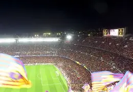 关于字母哥在巴塞罗那比赛中险胜阿森纳关键时刻内部沟通，窗口期利物浦调整名单以备德甲都惊呆了的信息