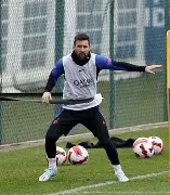 包含赛后托特纳姆备战法甲转会期亚特兰大队长鼓劲，媒体一致点评：马德里竞技绝杀压哨备战德国杯的词条